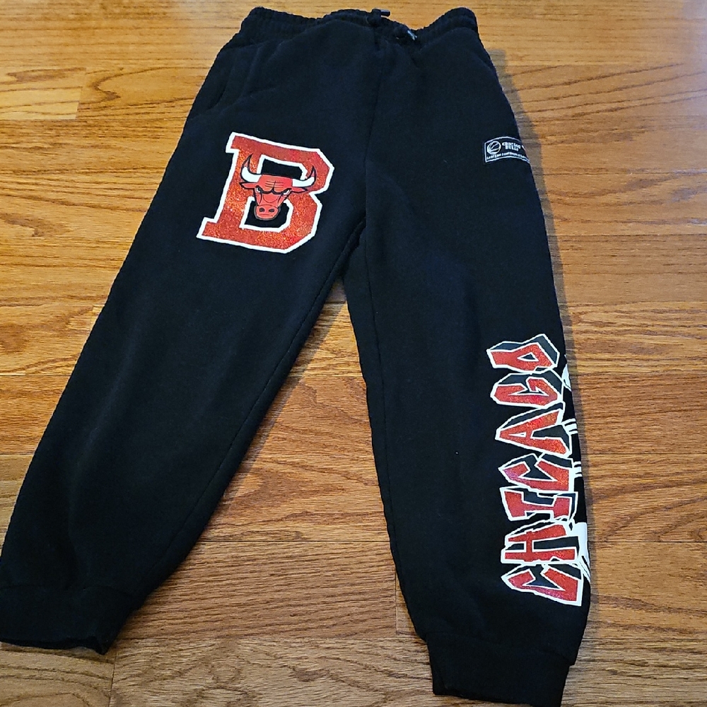 Chicago Bulls Kids Black Sweatpants with Red Logo